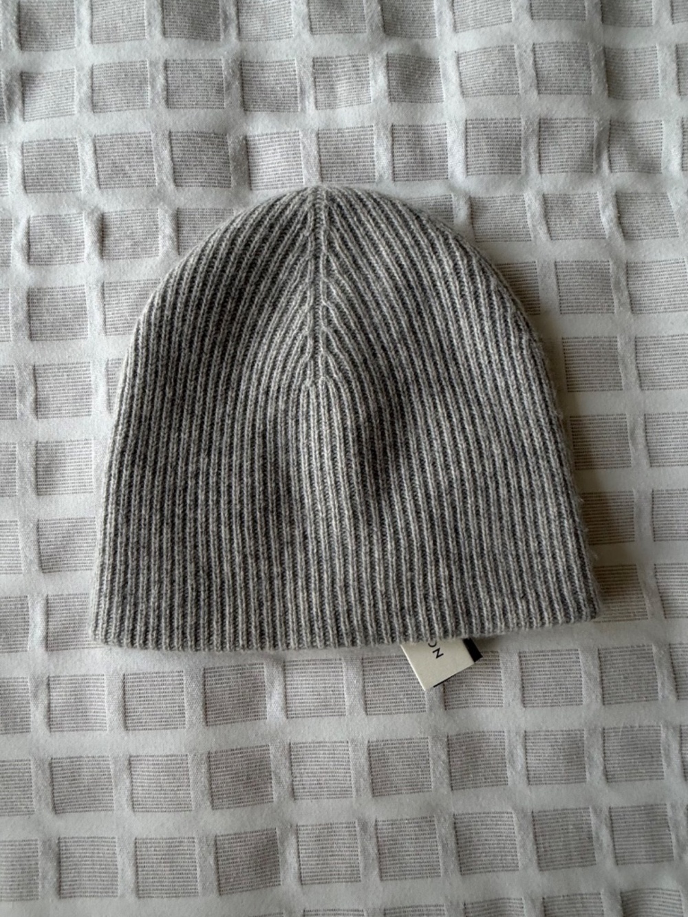 Babaton 100% Cashmere Light Gray Knit Toque
